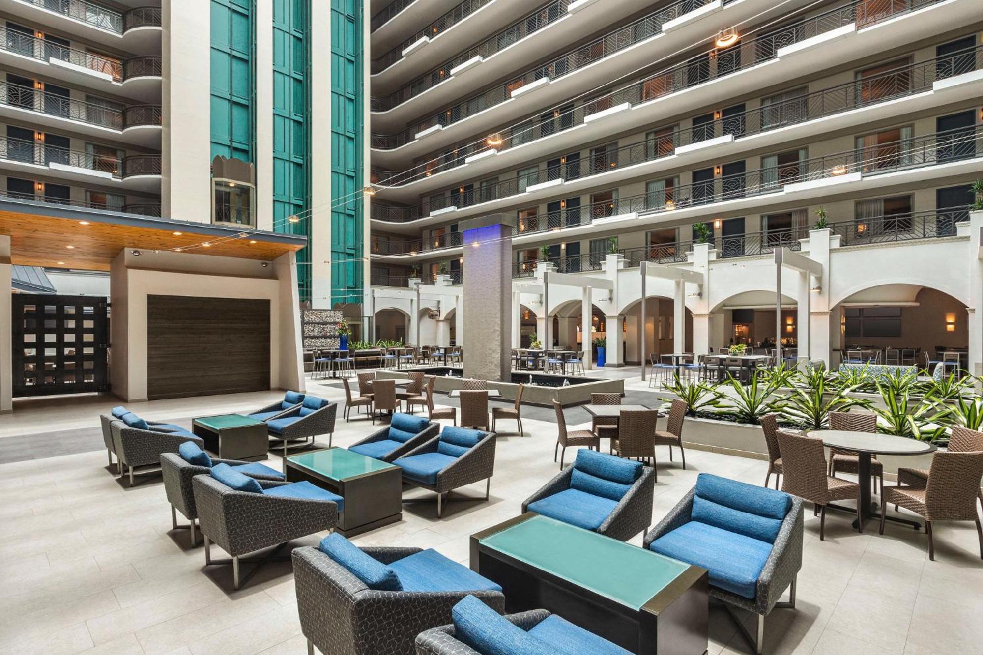 Embassy Suites By Hilton Miami International Airport Майами-Спрингс Экстерьер фото